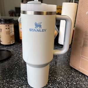 STANLEY THE QUENCHER H2.0 FLOWSTATE™ TUMBLER | 40 OZ